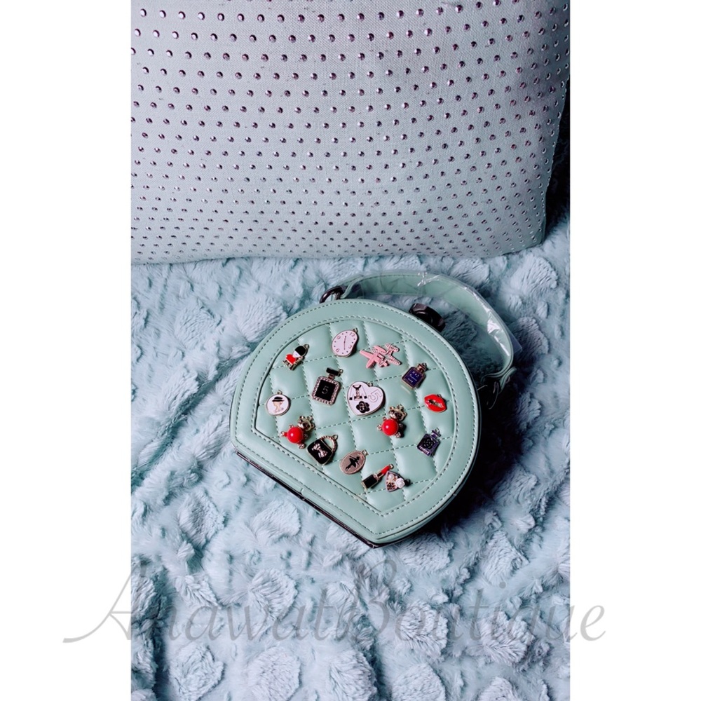 Quinn Quilted Diamond Charm Crossbody - Picture 4 of 7